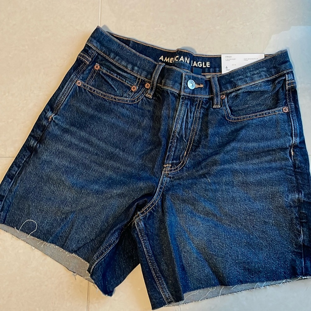 AE Strigid Super High-Waisted 6" Relaxed Denim Short